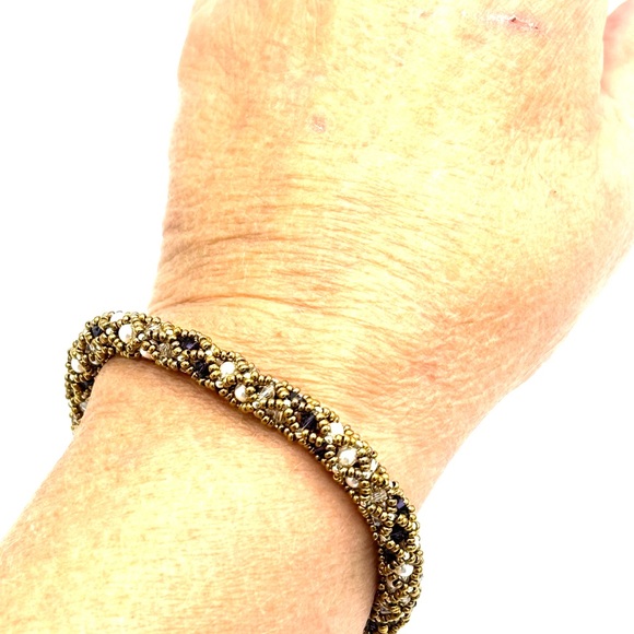 HAND CRAFTED Netted Crystal and Pearl Bracelet Bronze - Picture 8 of 8